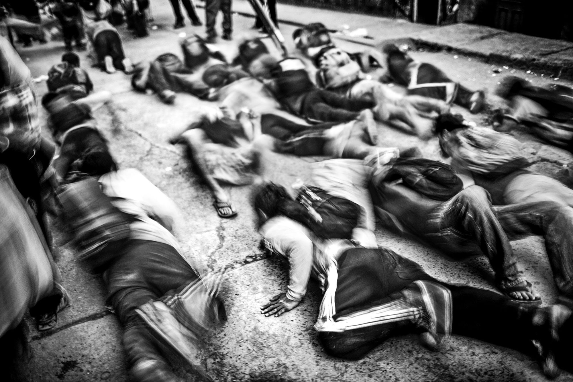 Ernesto Benavides Photography Lima Peru Captives